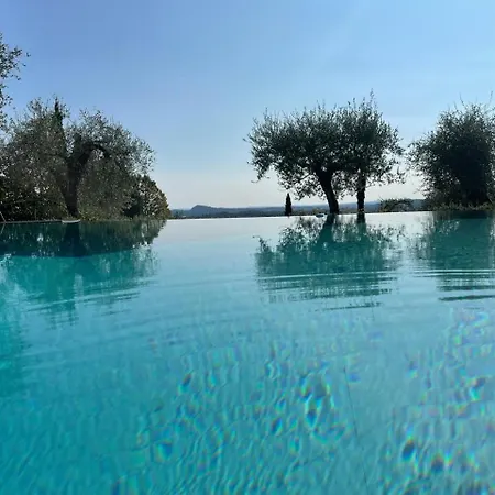 Hanna Villa *